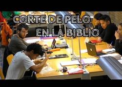 Enlace a Estar estudiando y que el de al lado se empiece a cortar el pelo...