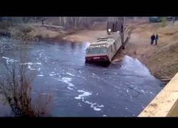 Enlace a Monstruo ruso irrompible: capaz de atravesar cualquier río