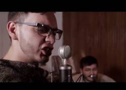 Enlace a Vaya pedazo de cover se marcan los Los Rollin Ruanas tocando Toxicity de SOAD