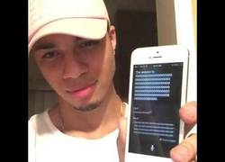 Enlace a Genialidad absoluta la de este chico haciendo beatbox con Siri