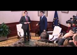 Enlace a Así ha negado Rajoy el saludo a Pedro Sánchez...