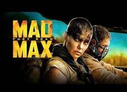 Enlace a Mad Max : Fury Road detrás de las cámaras y material sin editar de las acrobacias locas sin CGI