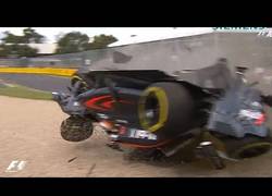 Enlace a Así protege el monoplaza a Fernando Alonso tras este brutal accidente