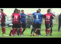 Enlace a Los problemas del fútbol amateur en Bulgaria