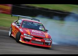 Enlace a Esta es la forma de hacer drift con cualquier coche