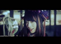 Enlace a Este grupo combina instrumentos orientales y occidentales para tocar rock