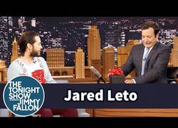 Enlace a Jared Leto le dio un regalo aterrador a Jimmy Fallon