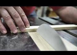 Enlace a ¿Se puede cortar madera con un folio?