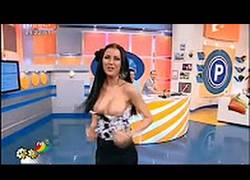 Enlace a Daniela Crudu, la chica del tiempo que lo enseña todo en la tele