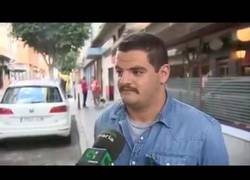 Enlace a Este hombre presencia un accidente y relata lo sucedido de una forma muy curiosa