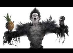 Enlace a PPAP（Pen-Pineapple-Apple-Pen) con Ryuk de Death Note de protagonista