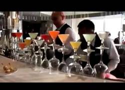 Enlace a Sirviendo copas like a boss