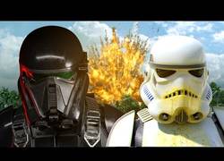 Enlace a Fans de Star Wars crean una parodia de la nueva peli de Rogue One