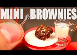 Enlace a Haciendo los brownies más pequeños del mundo