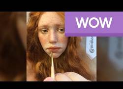 Enlace a Crean unas muñecas hiperrealistas que el proceso da miedo...