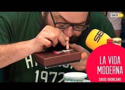 Enlace a Ignatius prueba en directo la cocaína del Oktoberfest y las risas son máximas