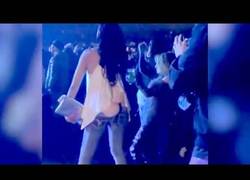 Enlace a Fail tremendo cuando estás bailando y tu mentira se descubre...