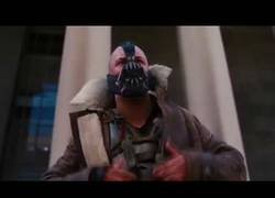 Enlace a Trump plagia a Bane en su discurso de toma de posesión