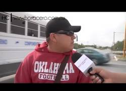 Enlace a El hombre que predice un accidente en pleno reportaje