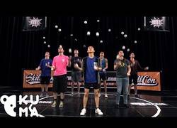 Enlace a Esta gente lleva el arte de los malabares a otro nivel