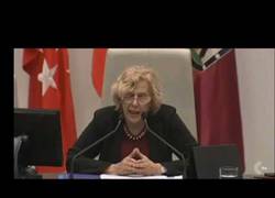 Enlace a Manuela Carmena compara a TRUMP con HITLER y Aguirre le abronca