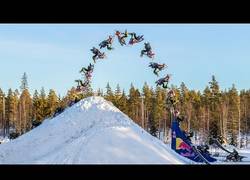 Enlace a El espectacular doble black flip con una moto de nieve
