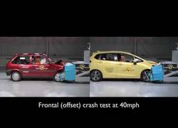 Enlace a El gran avance de estos dos coches en un accidente: Honda Jazz vs Rover 100