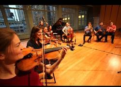 Enlace a Maravillosa cover instrumental de 'Take on Me'