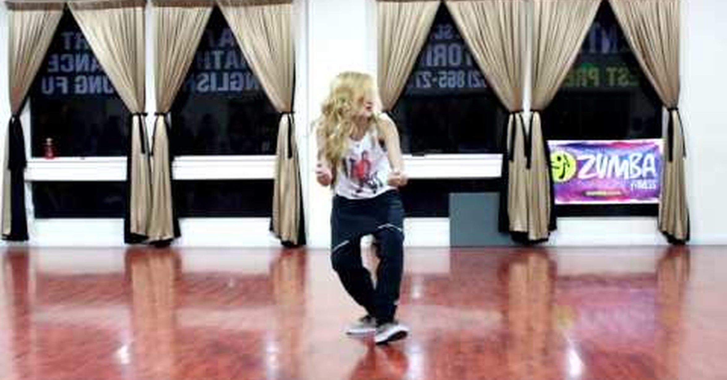 Chachi Gonzales Sexy