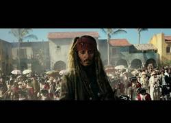 Enlace a 'Piratas del Caribe: La venganza de Salazar' nos presenta su gran tráiler con un ritmo apasionante