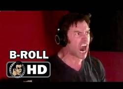 Enlace a Así se dobla Hugh Jackman así mismo en las escenas de acción que lo requieren
