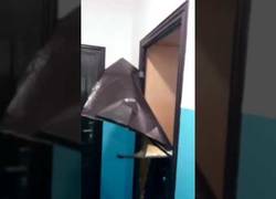 Enlace a La mejor puerta abre fácil si se te olvida la llave dentro de casa