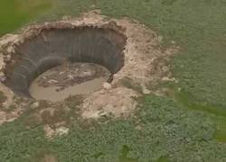 Enlace a Los misteriosos cráteres que se están empezando a formar en la Tierra