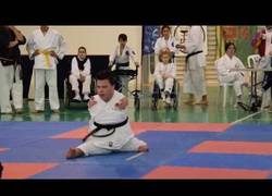 Enlace a Una gran exhibición de kárate para gente discapacitada. #RESPECT