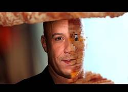 Enlace a Crean un sandwich en 3D con la cara de Vin Diesel