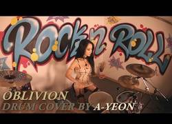 Enlace a Ella es A-Yeon, la baterista que está volviendo loco a todo el mundo por su forma de tocar