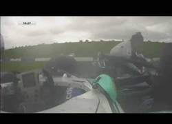 Enlace a El terrible accidente que sufrió este piloto en la F4 que te pondrá los pelos de punta