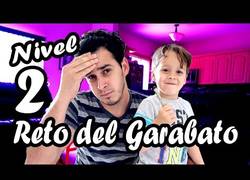 Enlace a Dibuja a partir del garabato de su hijo y el resultado es muy bueno (2:36)