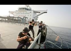 Enlace a La batalla de guardias de seguridad privada vs piratas somalís en alta mar