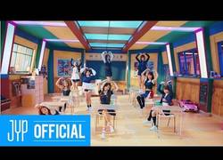 Enlace a Estas chicas lo vuelven a hacer, se apuntan otro exito