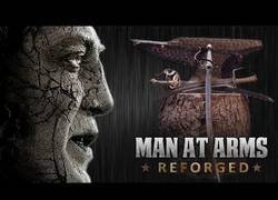 Enlace a Forjando una de las espadas de la última entrega de 'Piratas del Caribe'