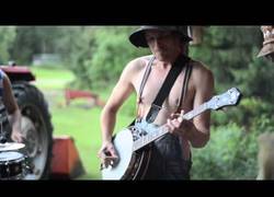 Enlace a Thunderstruck tocada al estilo sureño