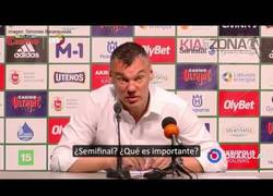 Enlace a La gran lección de humanidad de Jasikevicius a un periodista tras esta pregunta