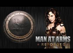 Enlace a Crean el escudo de Wonder Woman y el resultado es épico
