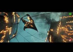 Enlace a Jack Sparrow recita la famosa Canción del Pirata