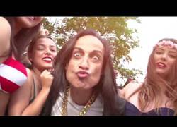 Enlace a Sandro Rey maravilla a los astros con su nuevo hit 