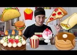 Enlace a Creando los emojis de comida del WhatsApp en la vida real