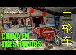 Enlace a De los bicitaxis al asombroso motomolino: la evolución de las tres ruedas en China