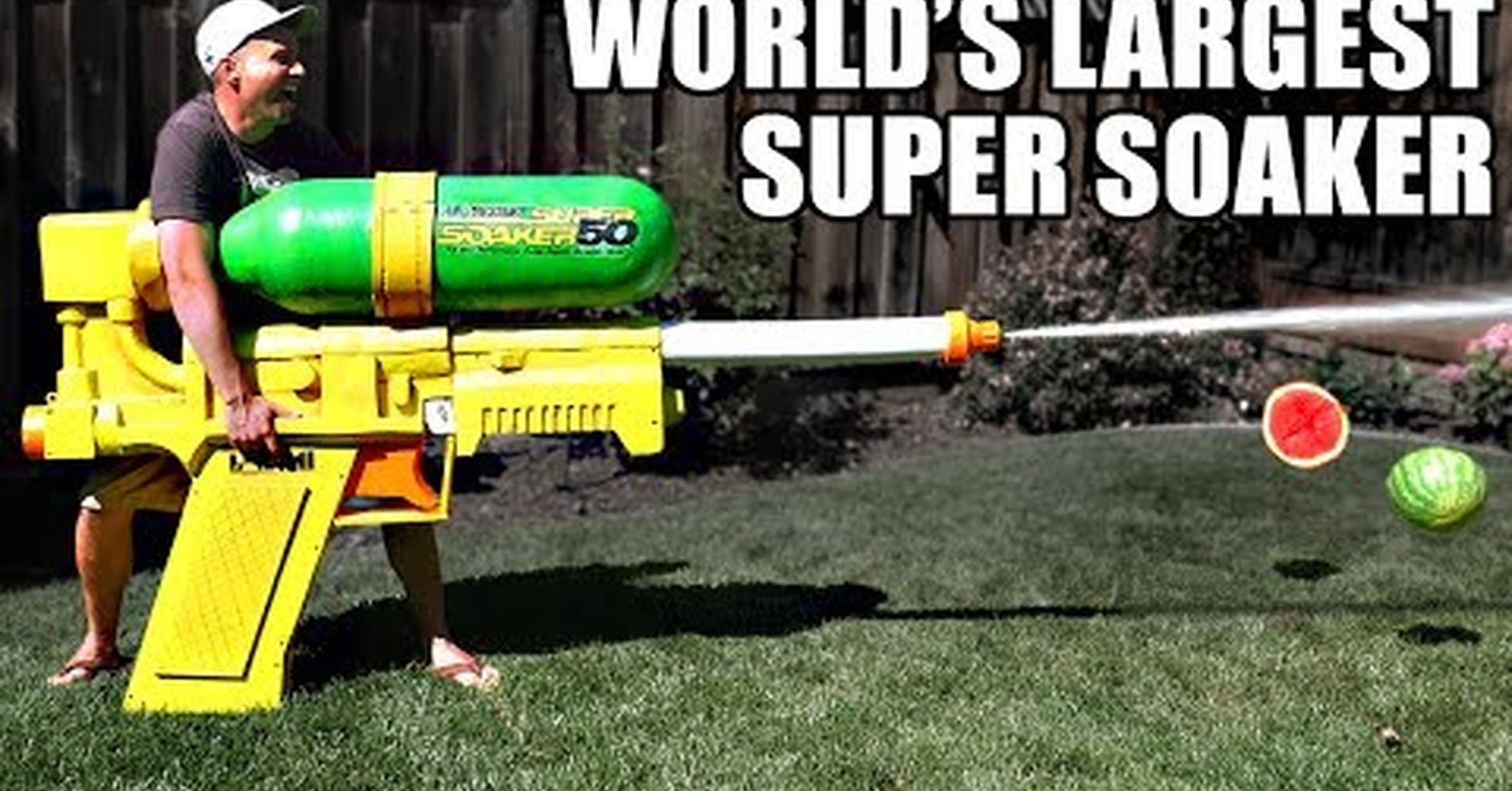 ¡No tengo tele! / La pistola de agua más grande y potente jamás creada