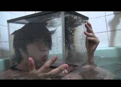 Enlace a Cuando pensabas haber visto todo en Japón llega la prueba de beber refrescos bajo el agua